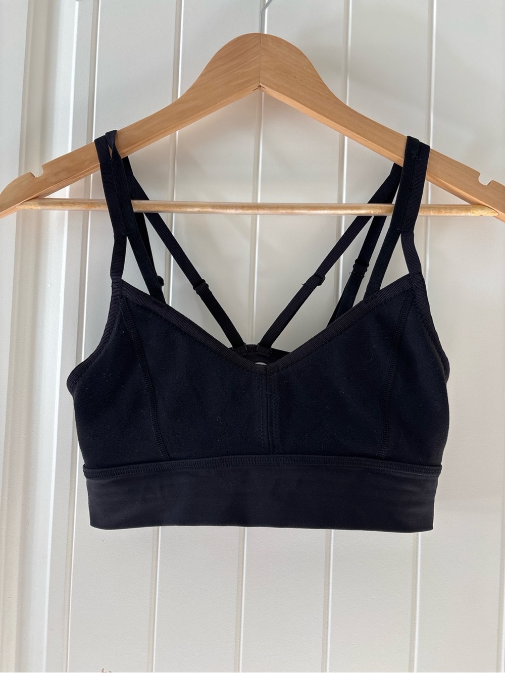 Lululemon Strap It Like It’s Hot Bra Black Strappy Sports Bra Size 6